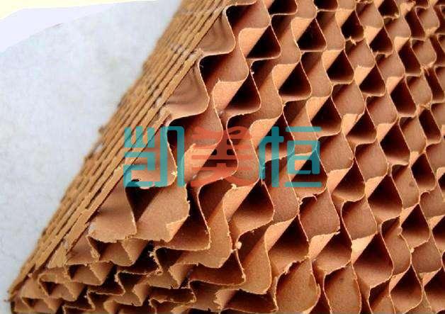 <a href=http://www.tzyhgc.com target='_blank'>凱美恒</a>濕簾